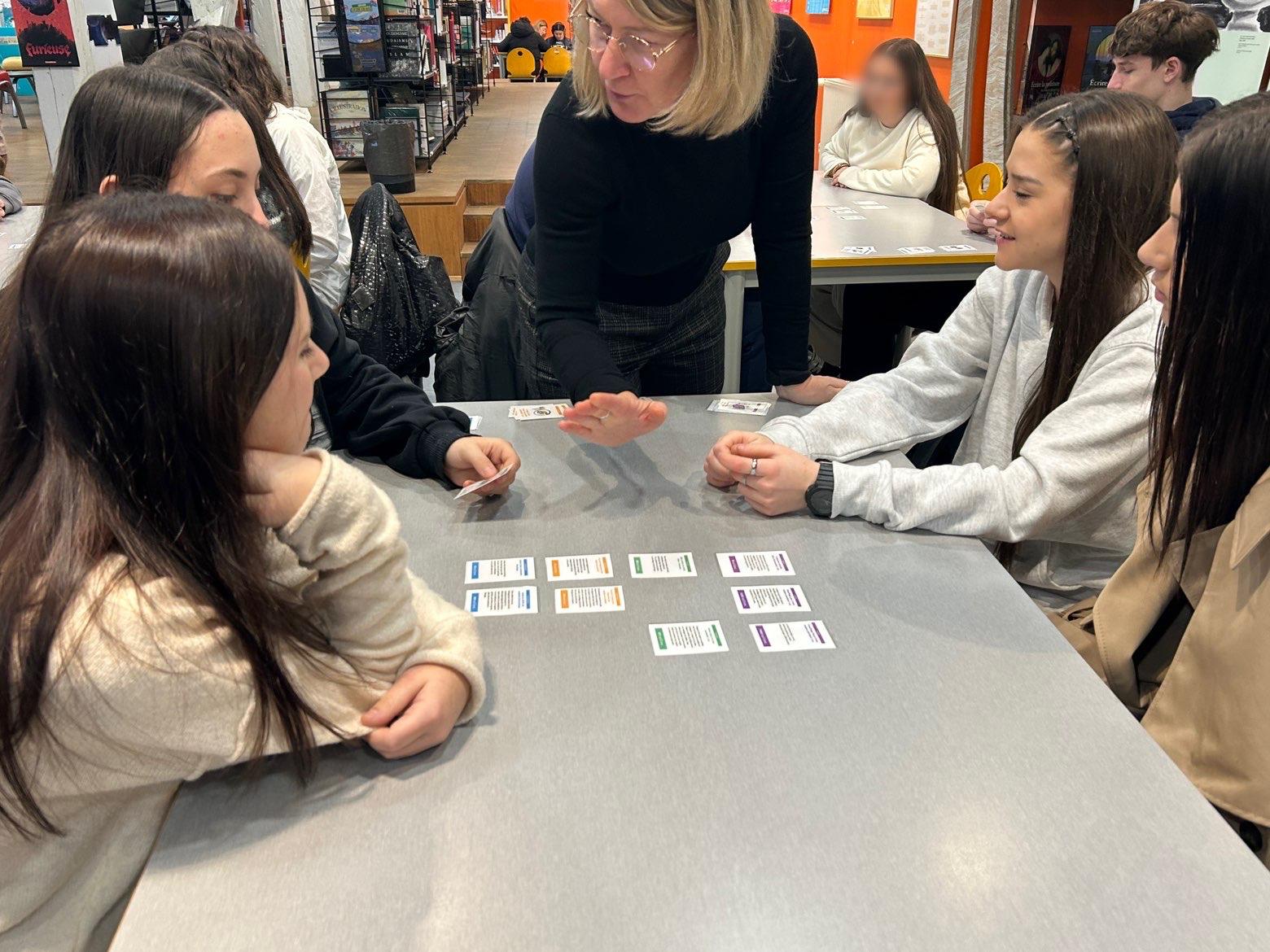 1MCVA2 : Prise de conscience de notre impact sur le changement climatique grâce au jeu du Carbonomètre